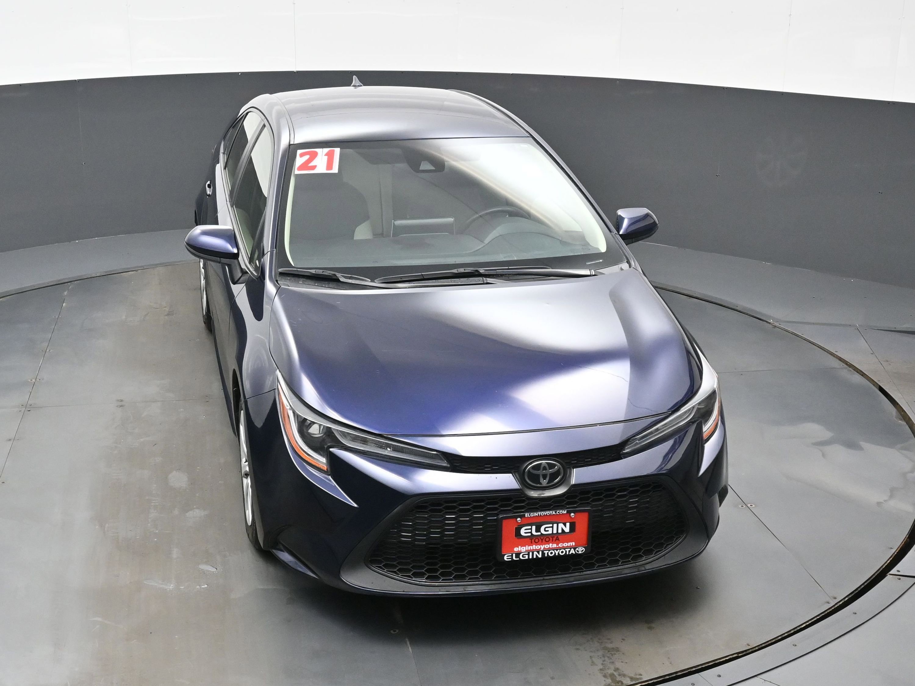 Used 2021 Toyota Corolla LE w/ Carpet Mat Package (TMS) image 33