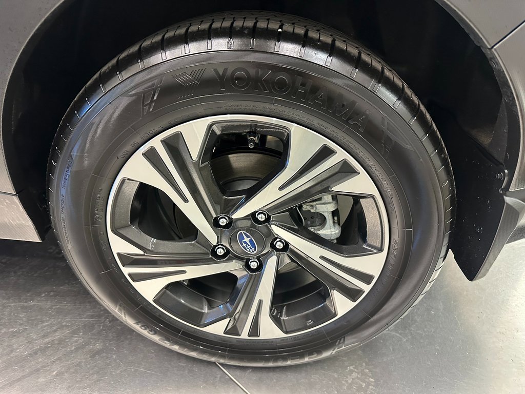 Used 2025 Subaru Crosstrek 2.5i Premium image 31