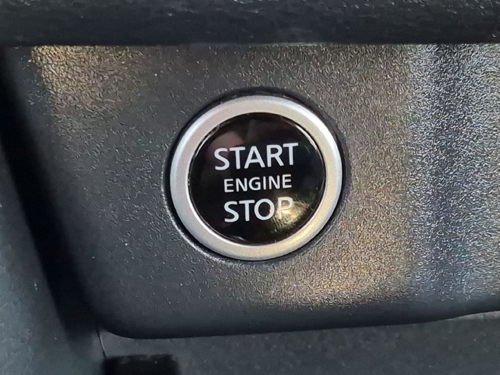 Used 2023 Nissan Rogue SV w/ SV Premium B Package AWD/4WD image 17