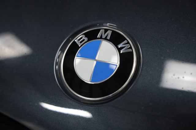 Used 2021 BMW X6 xDrive40i w/ M Sport Package AWD/4WD image 4
