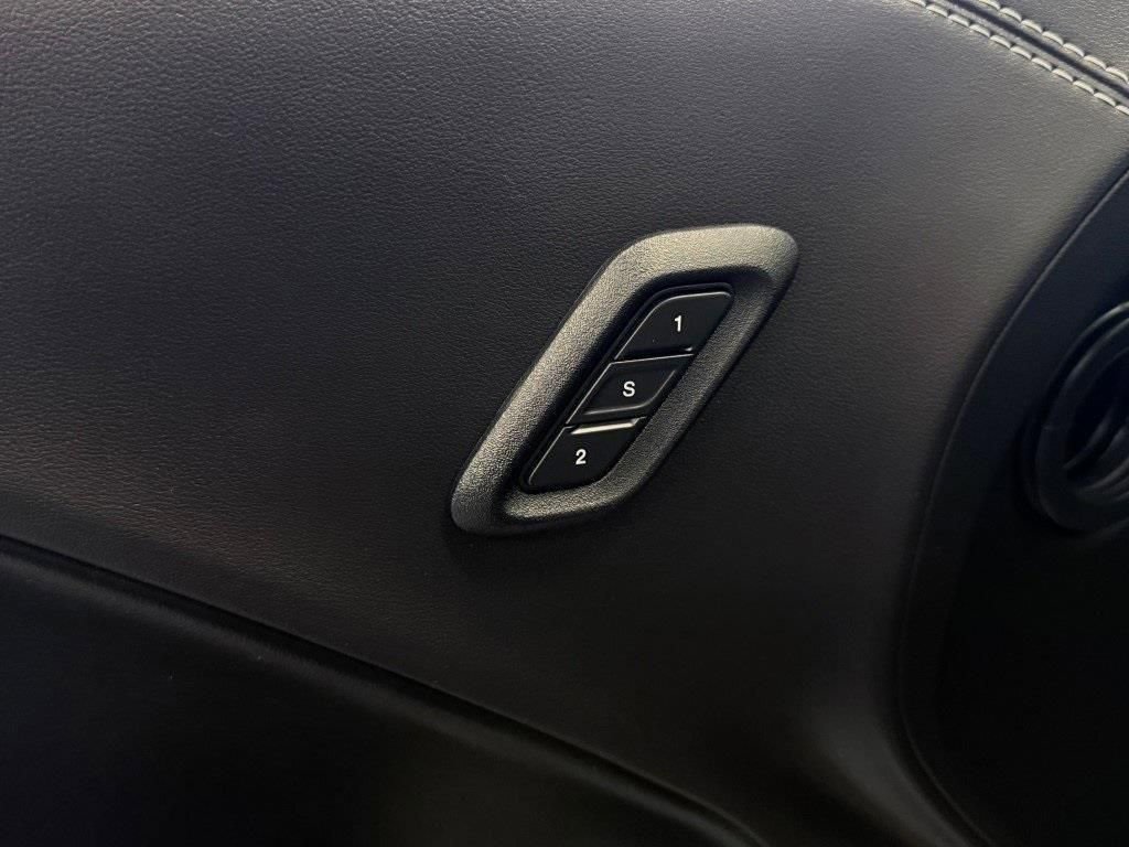 Used 2022 Dodge Challenger SRT Hellcat image 40