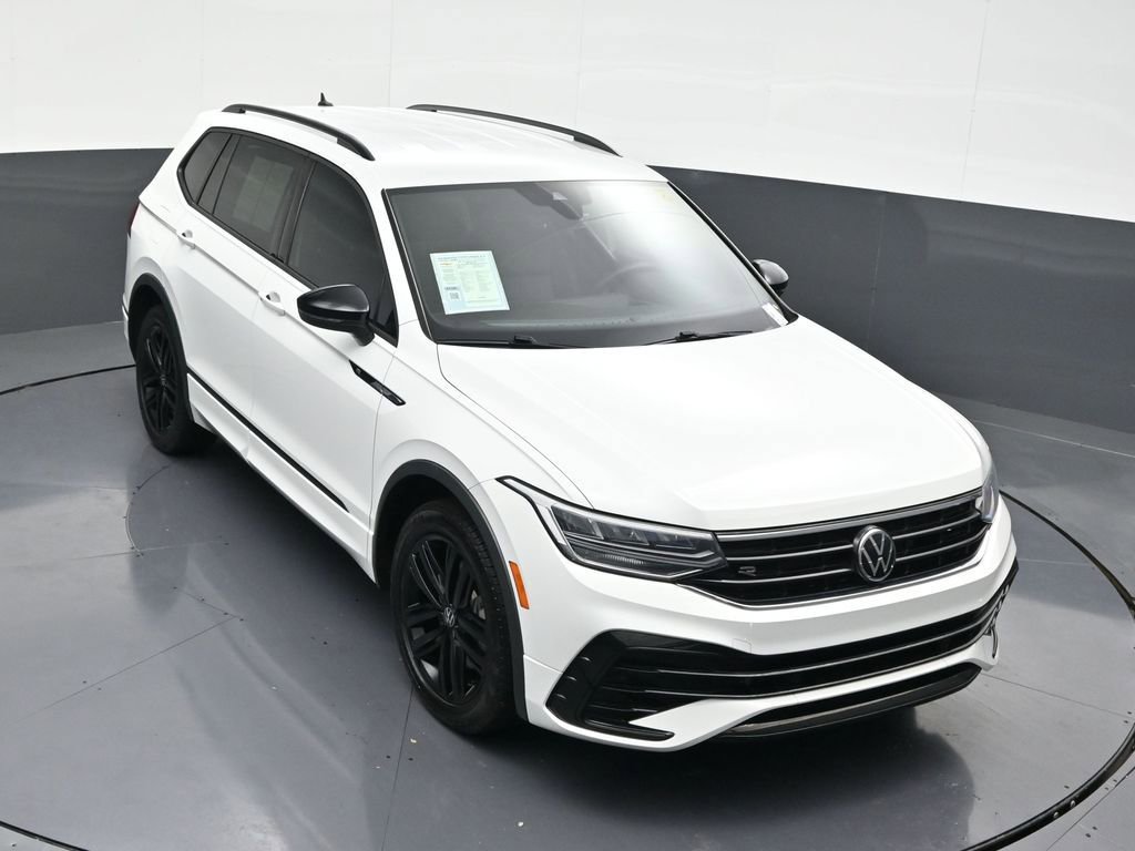 Used 2022 Volkswagen Tiguan SE R-Line image 22