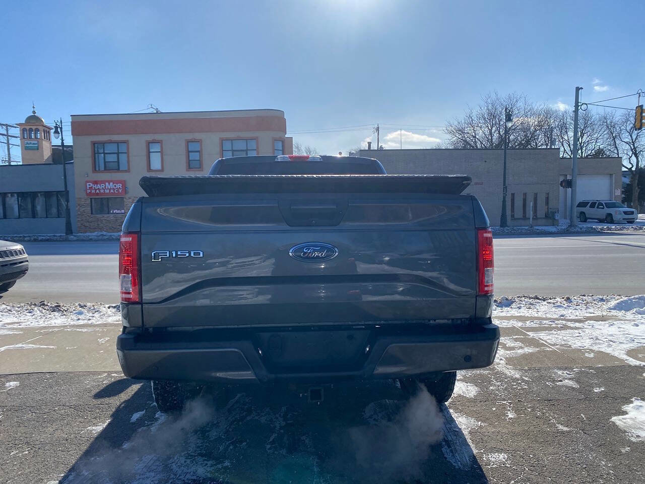 Used 2016 Ford F150 XLT w/ Equipment Group 302A Luxury image 12