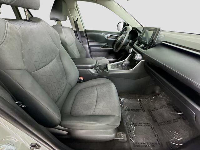 Certified 2021 Toyota RAV4 XLE FWD image 26