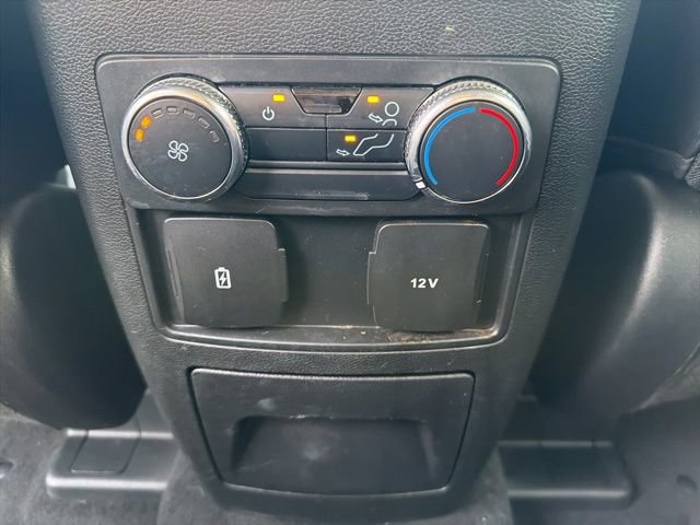 Used 2022 Ford Explorer XLT w/ Equipment Group 202A image 22