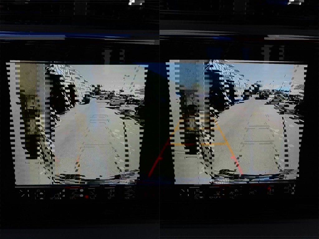 Certified 2025 GMC Sierra 2500 AT4X image 36