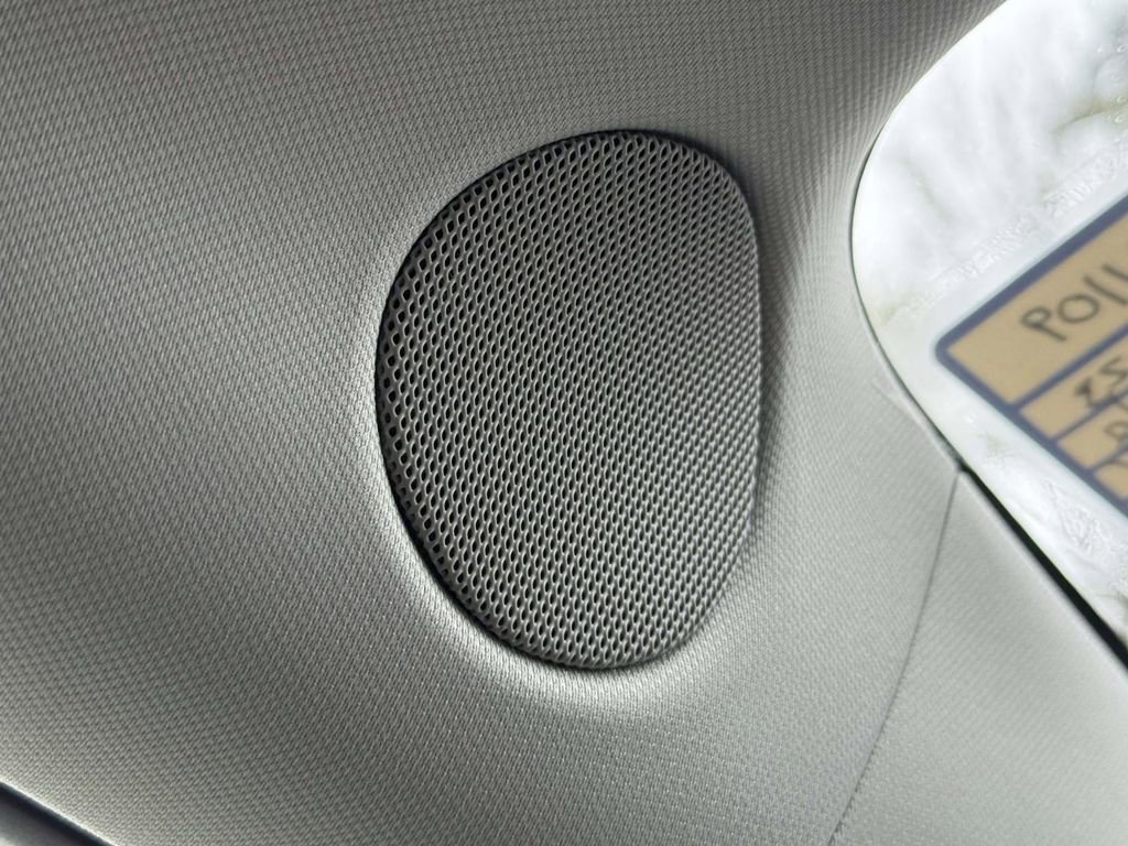 Used 2023 Tesla Model Y Long Range image 28