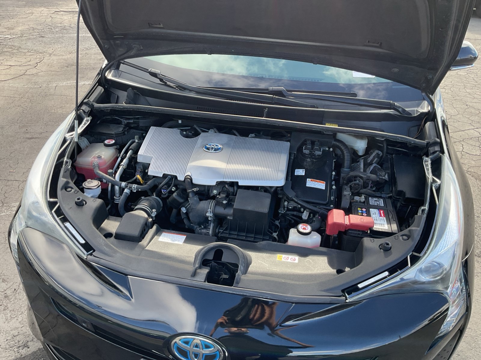 Used 2017 Toyota Prius Three FWD image 22