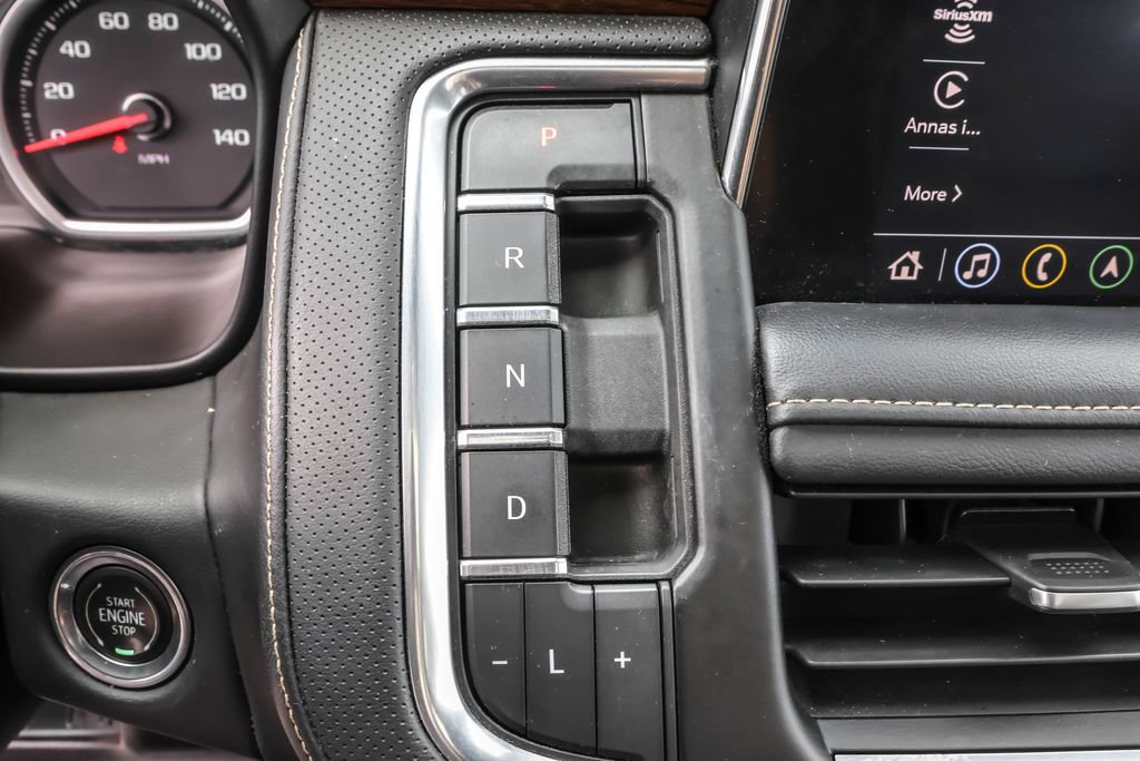 Used 2021 Chevrolet Tahoe Premier w/ Premium Package AWD/4WD image 32