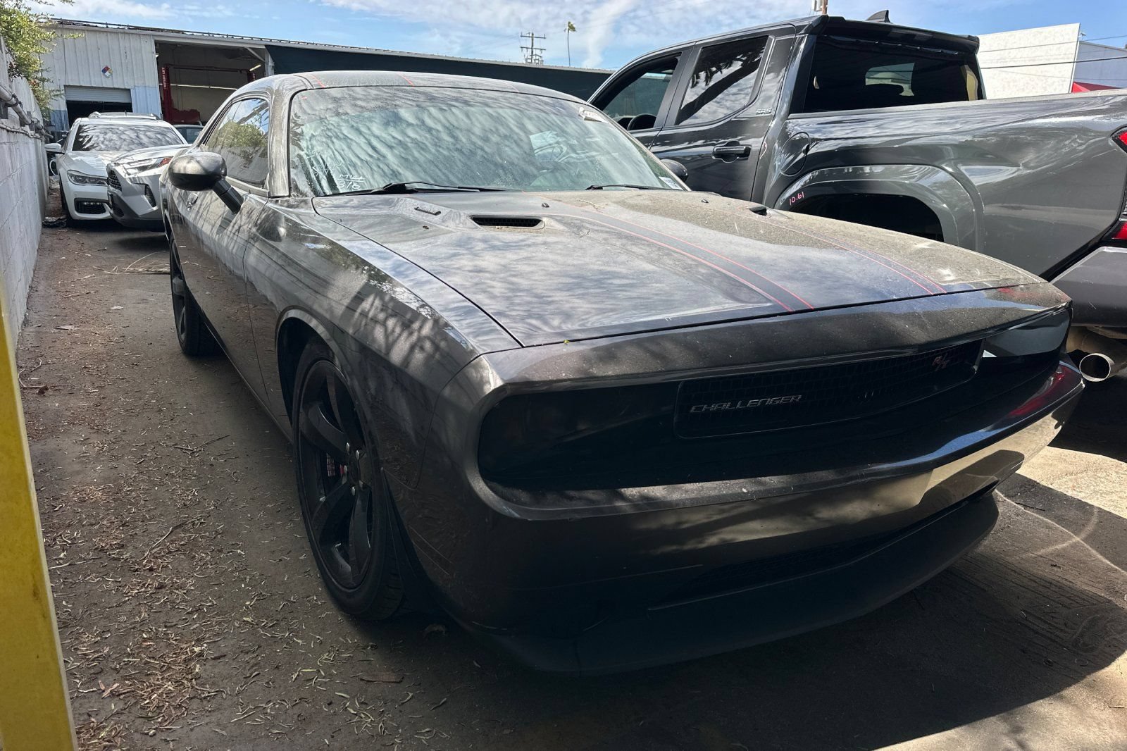 Used 2013 Dodge Challenger R/T w/ Blacktop Pkg RWD image 2