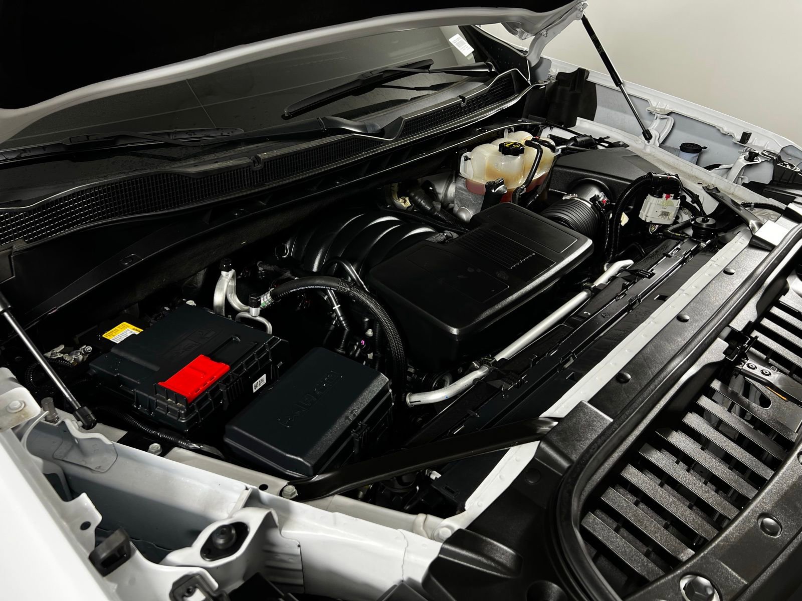 Used 2025 Chevrolet Silverado 1500 LT Trail Boss w/ Convenience Package II image 10