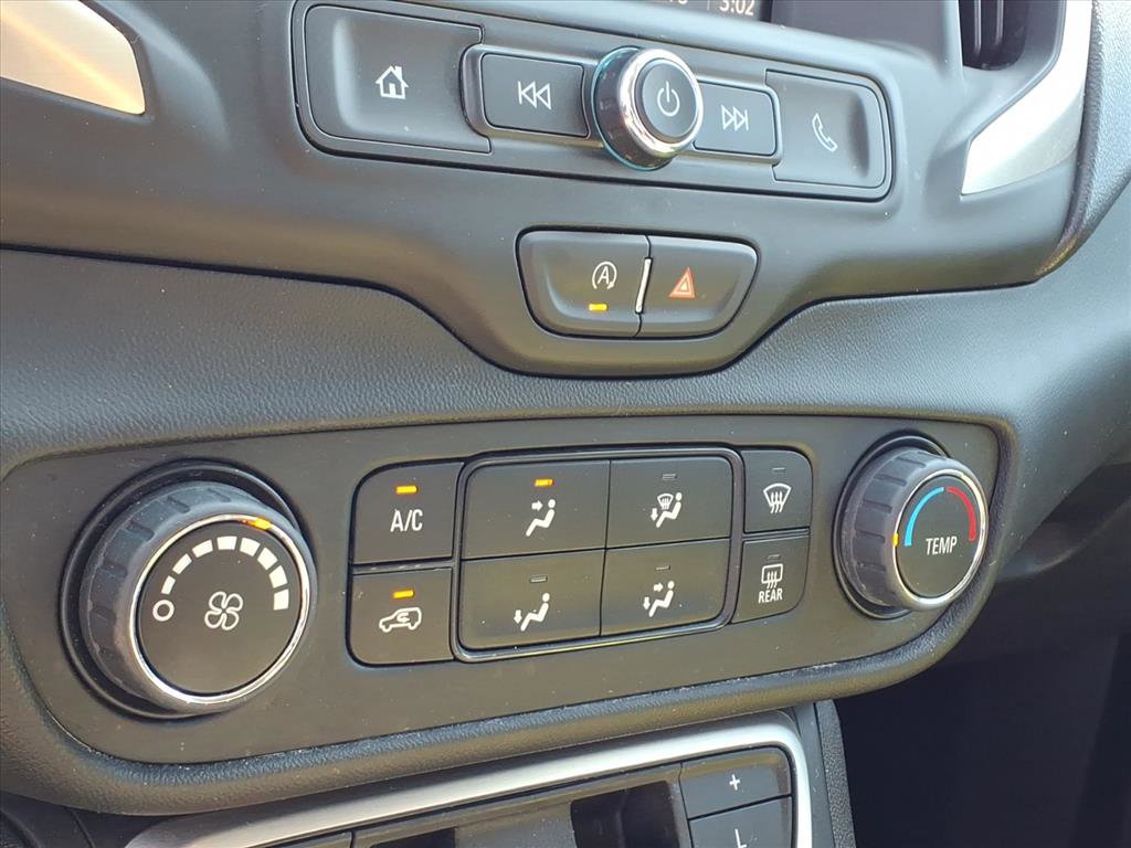 Used 2024 GMC Terrain SLE image 14