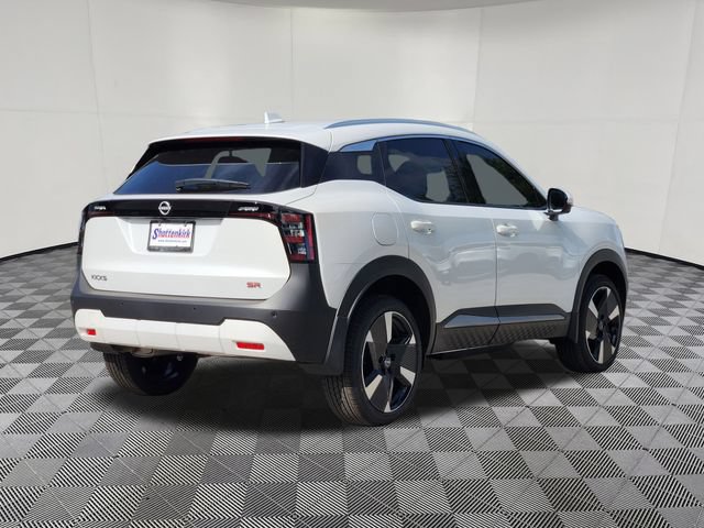 New 2025 Nissan Kicks SR w/ Illumination Package FWD image 4