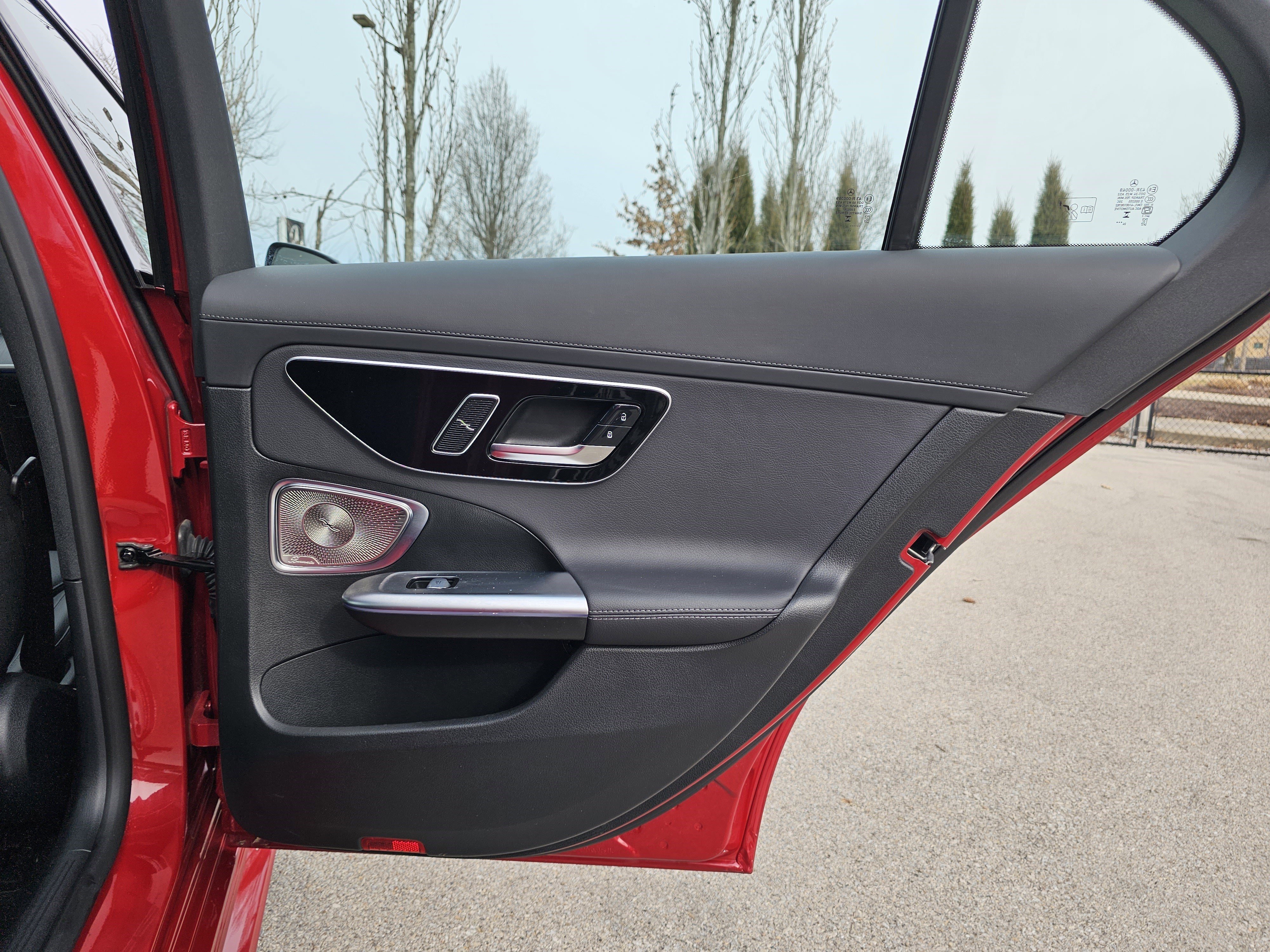 Used 2025 Mercedes-Benz C 300 4MATIC Sedan image 29