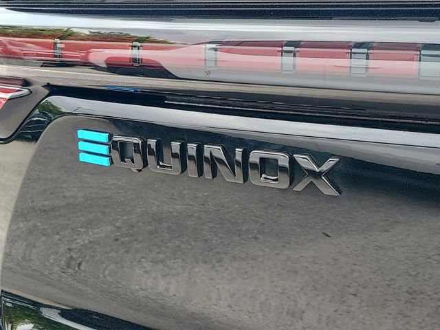 New 2026 Chevrolet Equinox EV LT w/ LPO, Blackout Package image 9