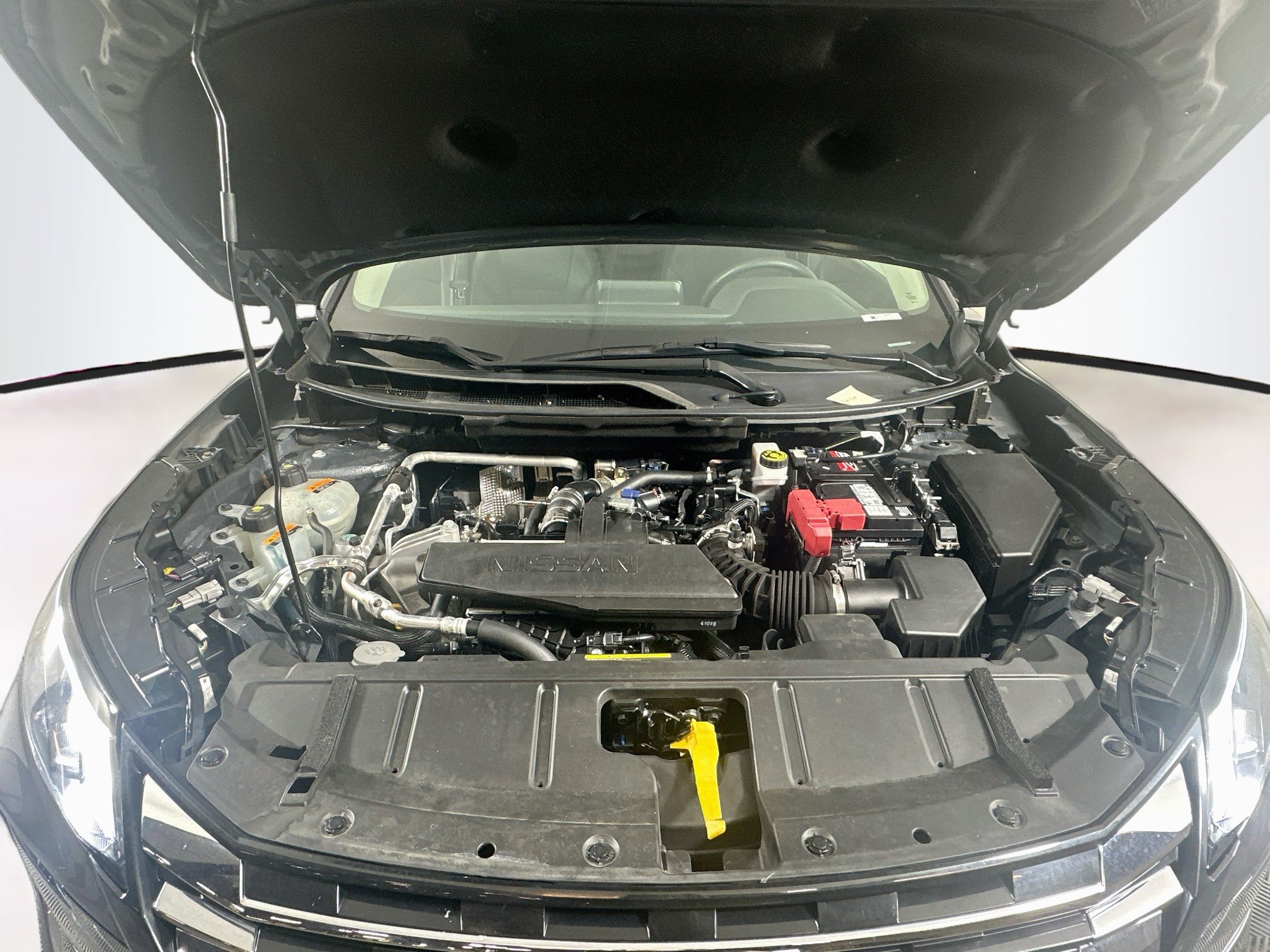 Used 2024 Nissan Rogue S FWD image 31