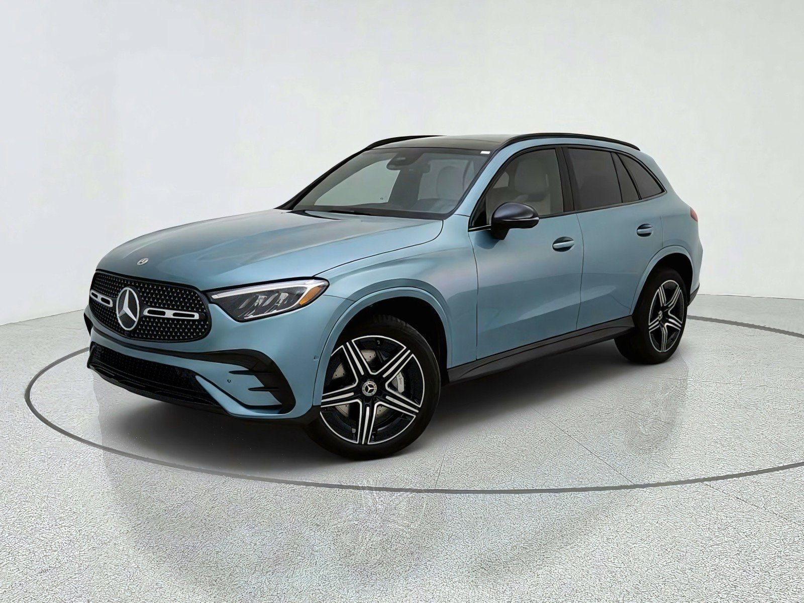New 2027 Mercedes-Benz GLC 300 image 1