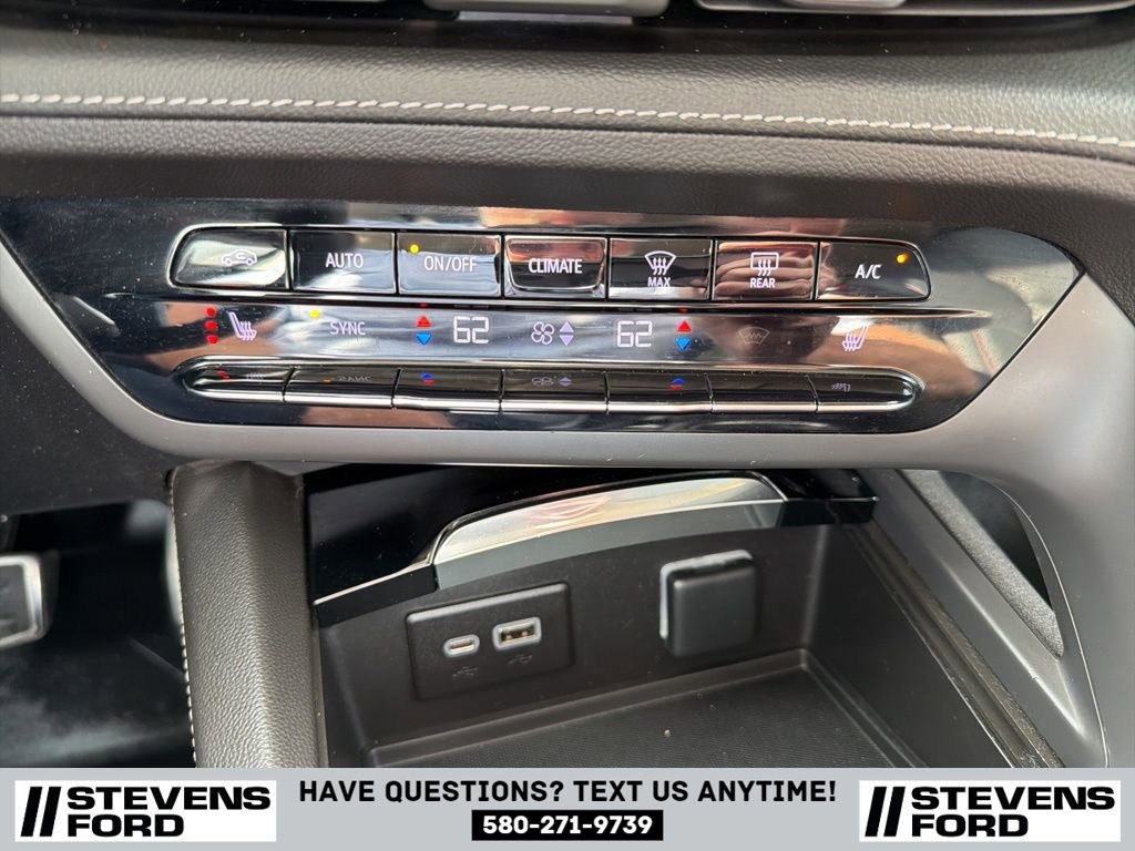 Used 2023 Buick Envision Essence w/ Sport Touring Package FWD image 30