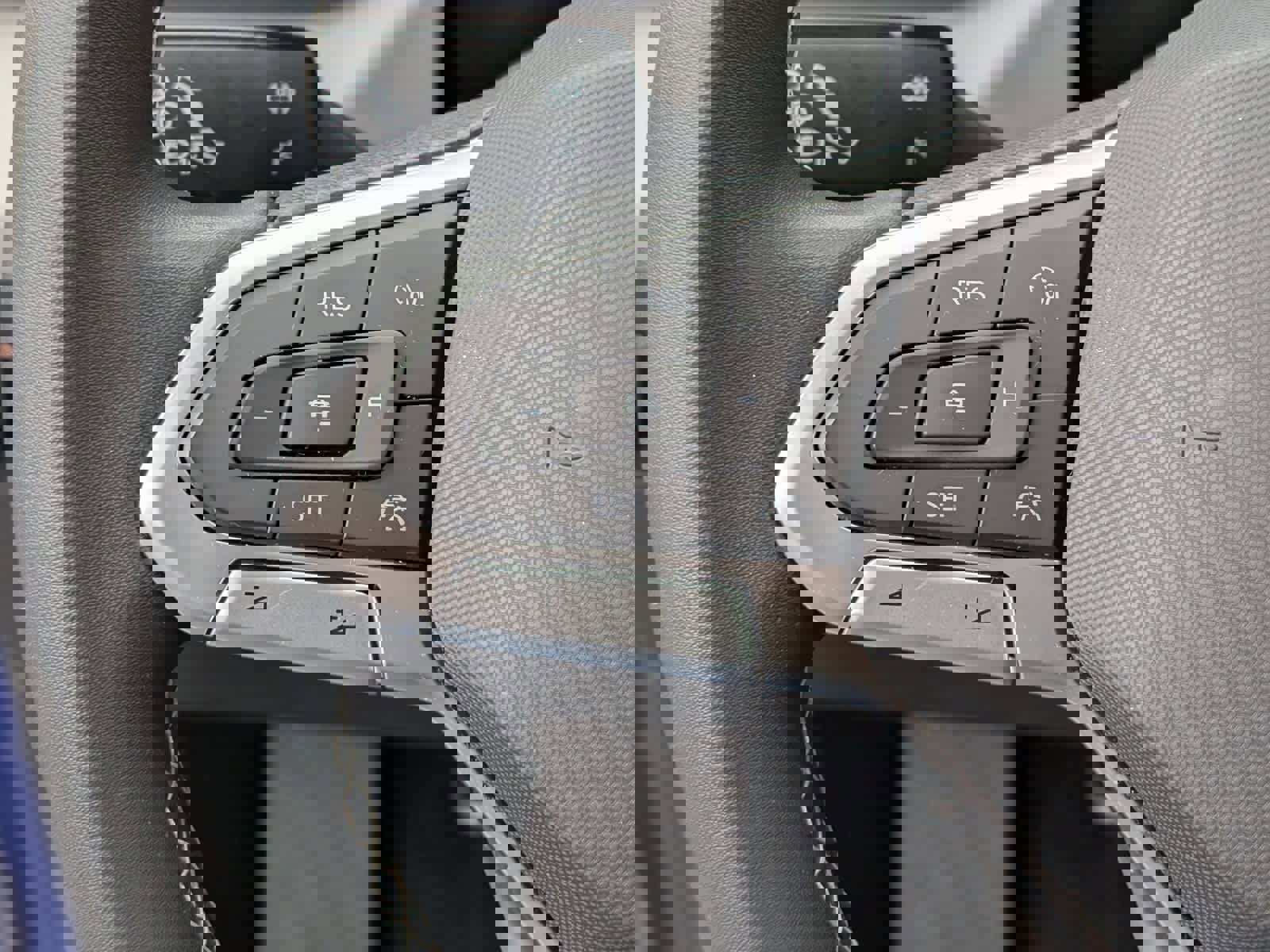 Used 2022 Volkswagen Taos SE image 21