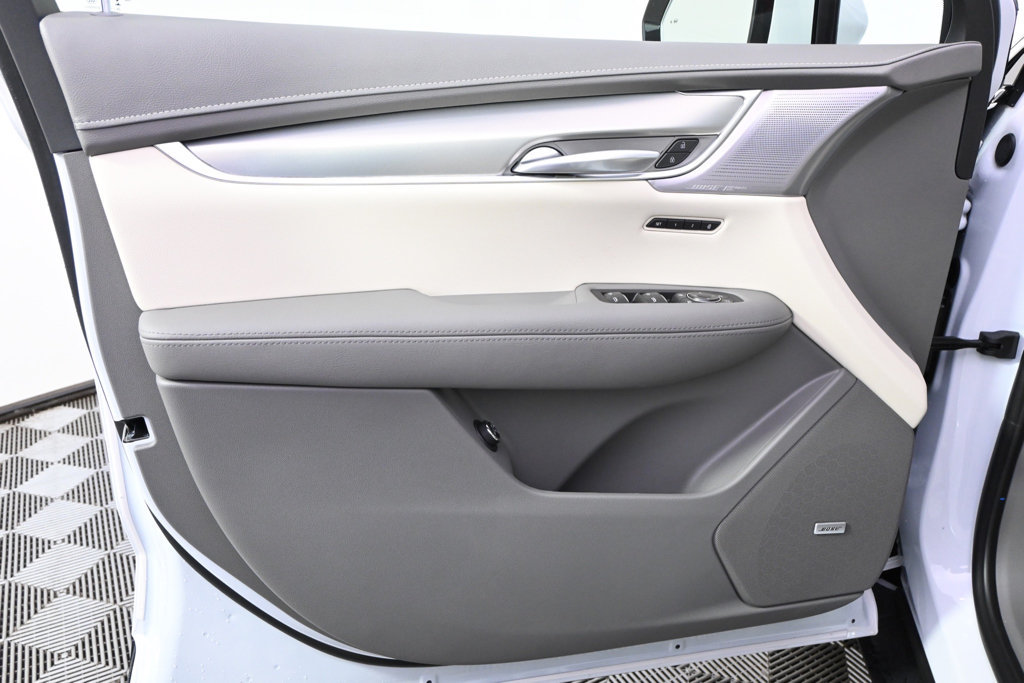 New 2026 Cadillac XT5 Premium Luxury w/ LPO, Floor Liner Package AWD/4WD image 22
