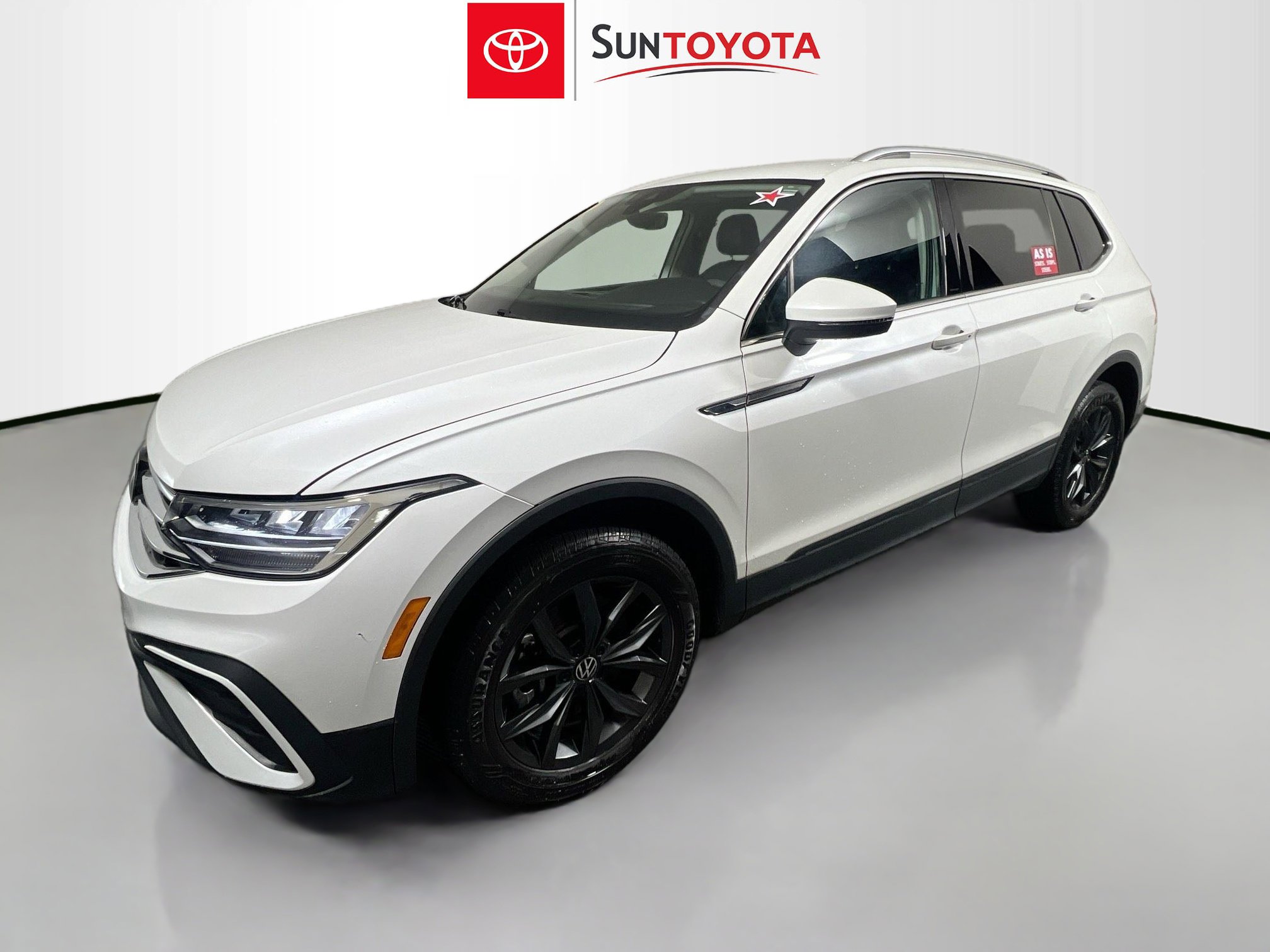 Used 2023 Volkswagen Tiguan SE image 9