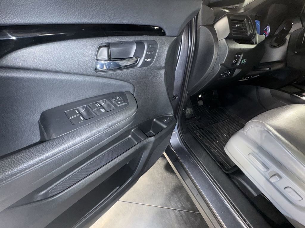 Certified 2019 Honda Passport Touring image 21