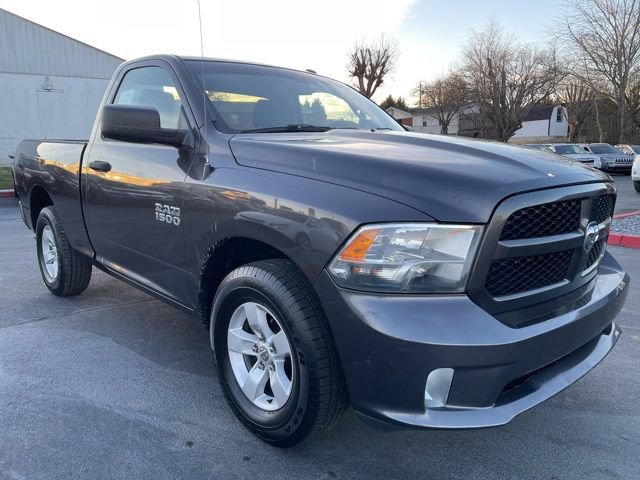 Used 2016 RAM 1500 Express RWD image 2