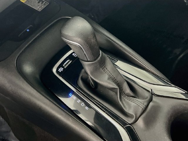 Used 2024 Toyota Corolla SE w/ SE Premium Package FWD image 24