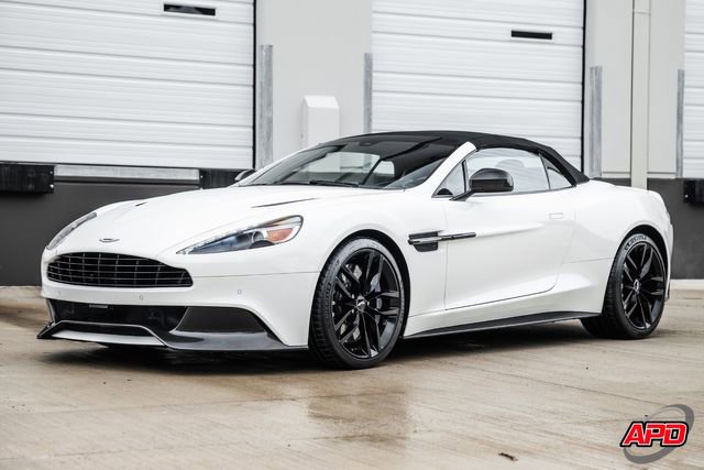 Used 2016 Aston Martin Vanquish Volante RWD image 40