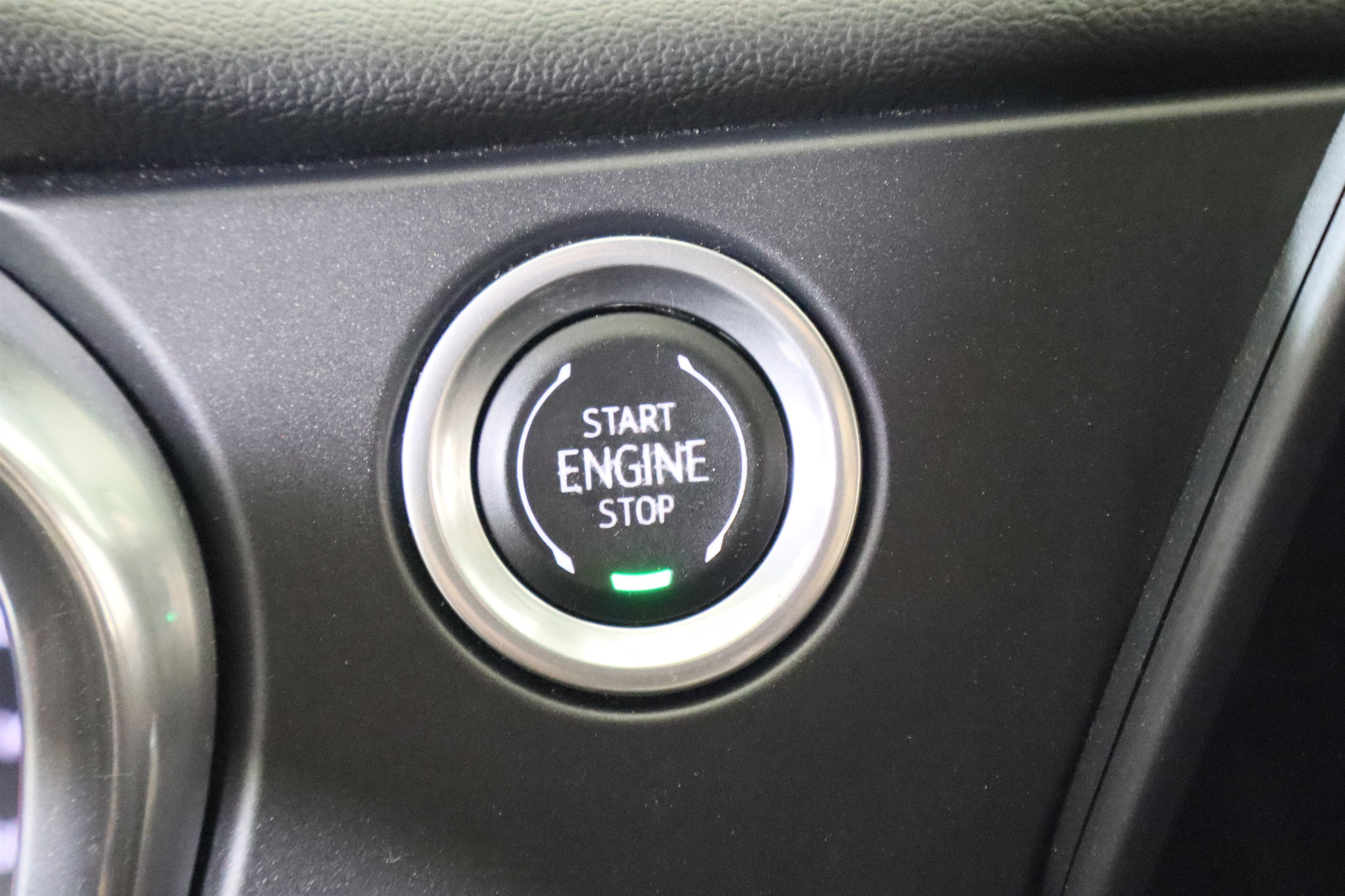 Used 2019 Chevrolet Blazer LT image 34