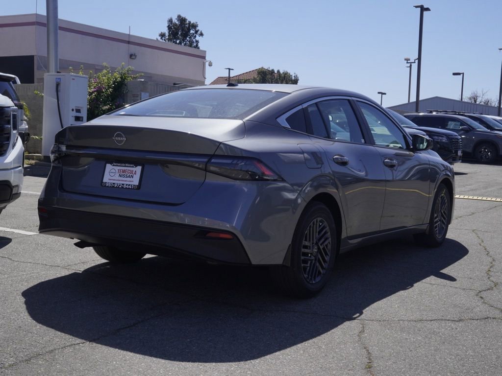 New 2026 Nissan Sentra SV FWD image 4