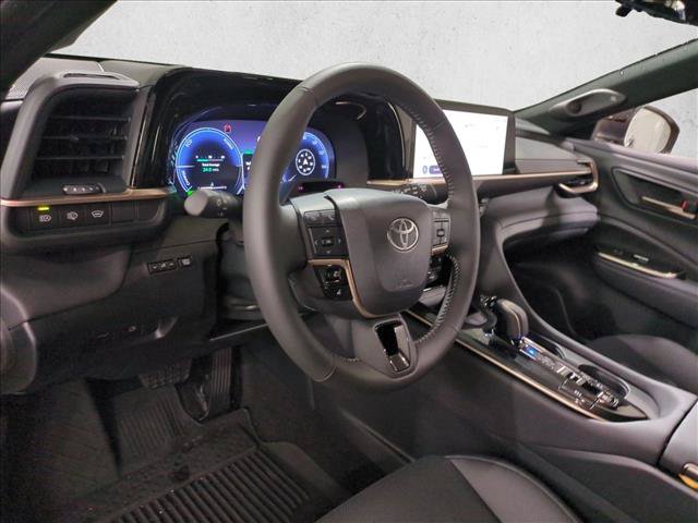 Used 2026 Toyota Crown Signia w/ Advanced Technology Package AWD/4WD image 10