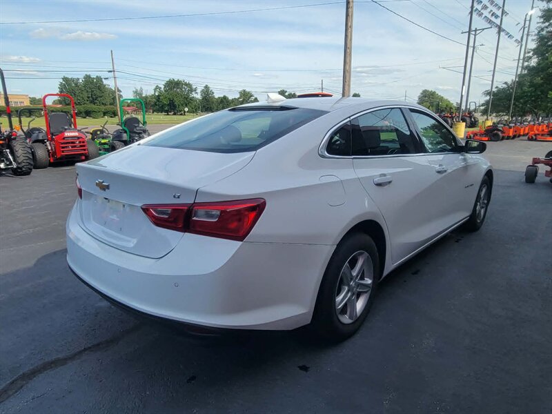 Used 2024 Chevrolet Malibu LT FWD image 5