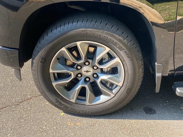 Used 2025 Chevrolet Silverado 1500 RST AWD/4WD image 6