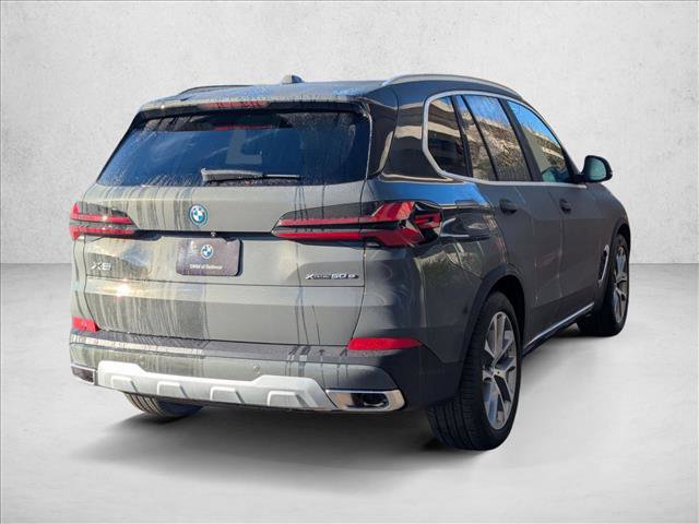 New 2026 BMW X5 xDrive50e w/ Executive Package image 2