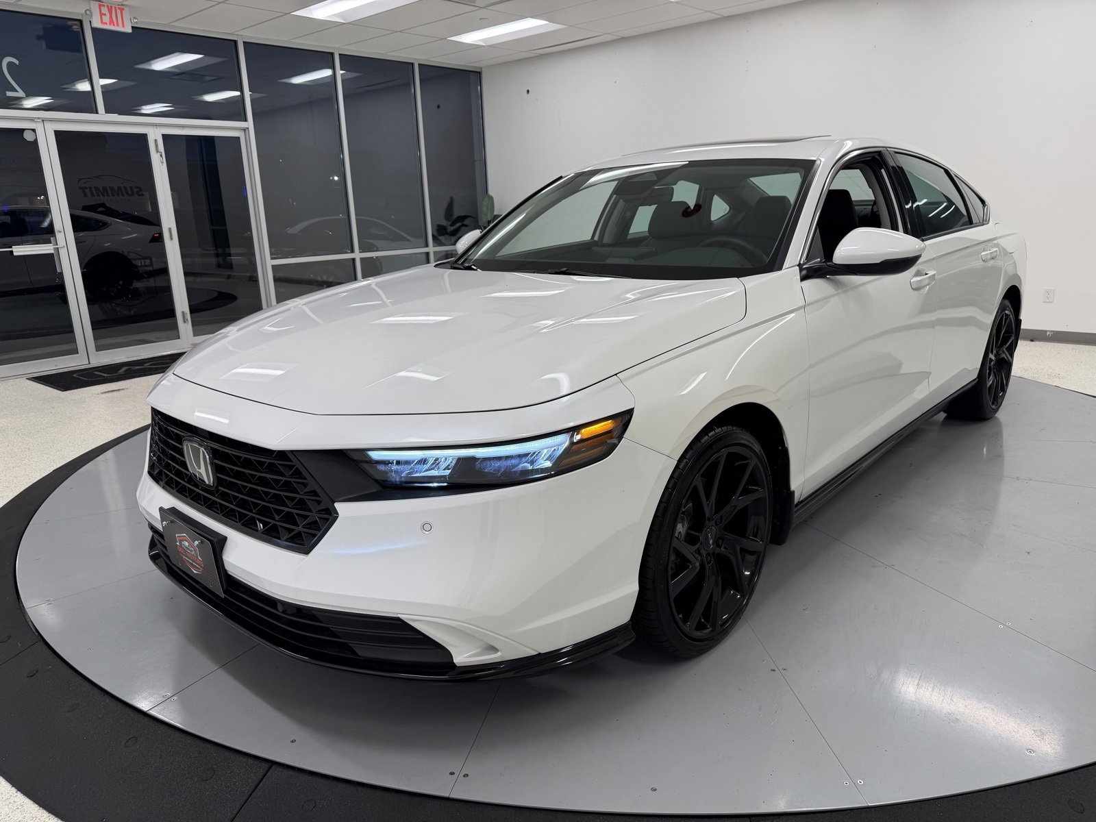 Used 2025 Honda Accord EX-L image 71