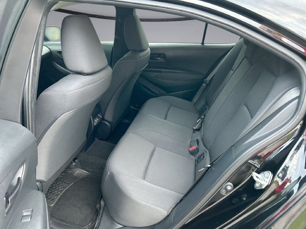 Used 2023 Toyota Corolla LE FWD image 28