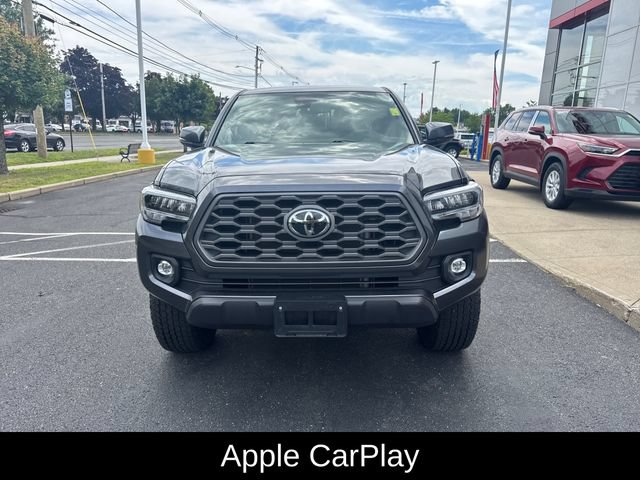 Used 2023 Toyota Tacoma TRD Off-Road w/ Black Out Package (TMS) AWD/4WD image 9