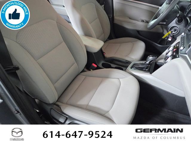 Used 2019 Hyundai Elantra SE FWD image 29