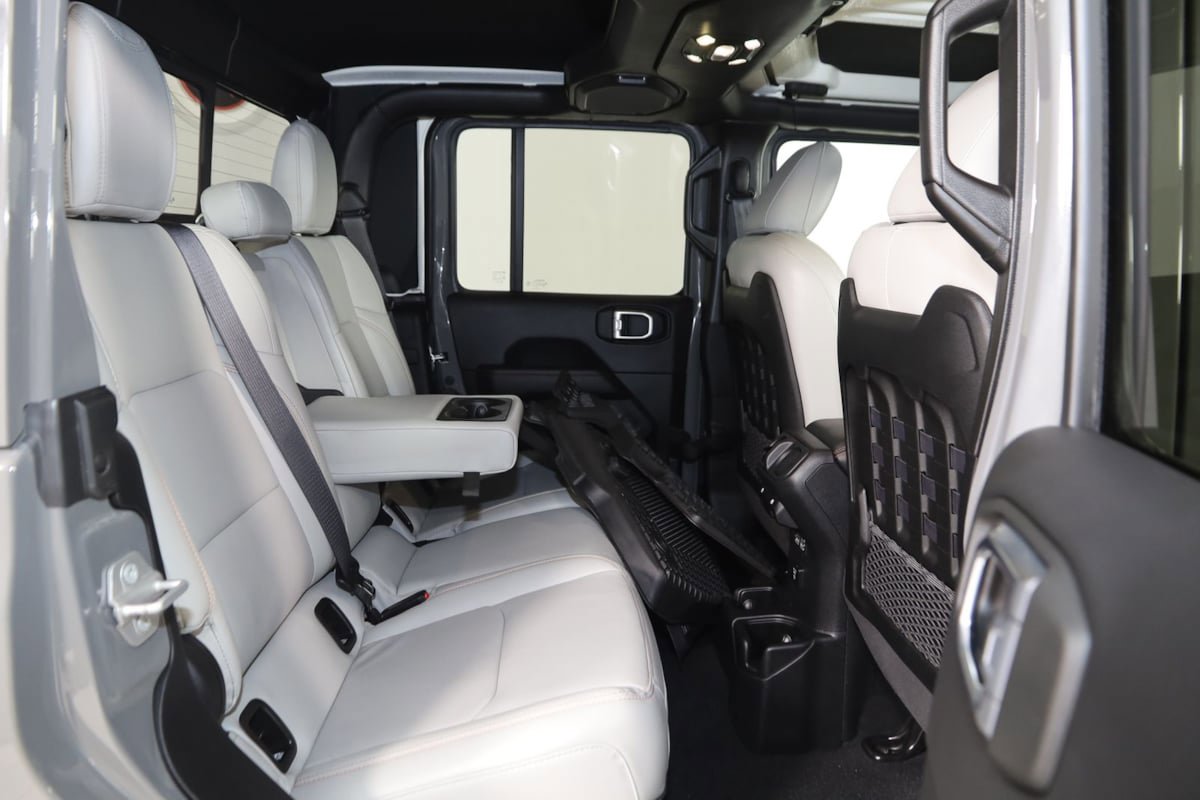 Used 2021 Jeep Gladiator Mojave w/ LED Lighting Group AWD/4WD image 14