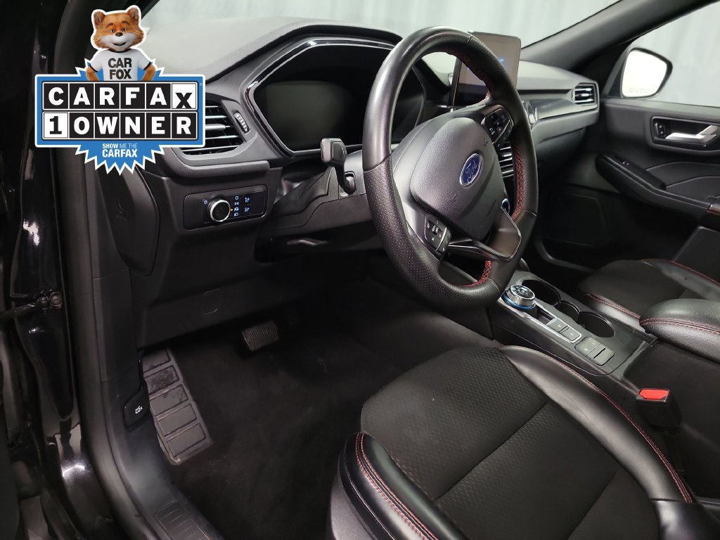 Used 2025 Ford Escape ST-Line FWD image 16