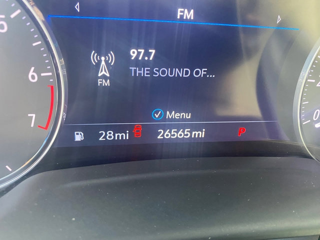 Used 2022 Buick Envision Essence w/ Technology Package I image 22