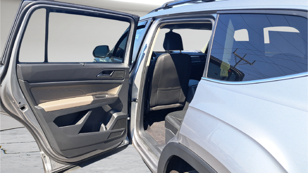Used 2023 Volkswagen Atlas SE AWD/4WD image 19