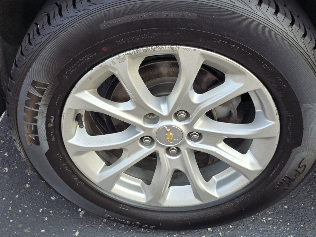 Used 2019 Chevrolet Equinox LT FWD image 9