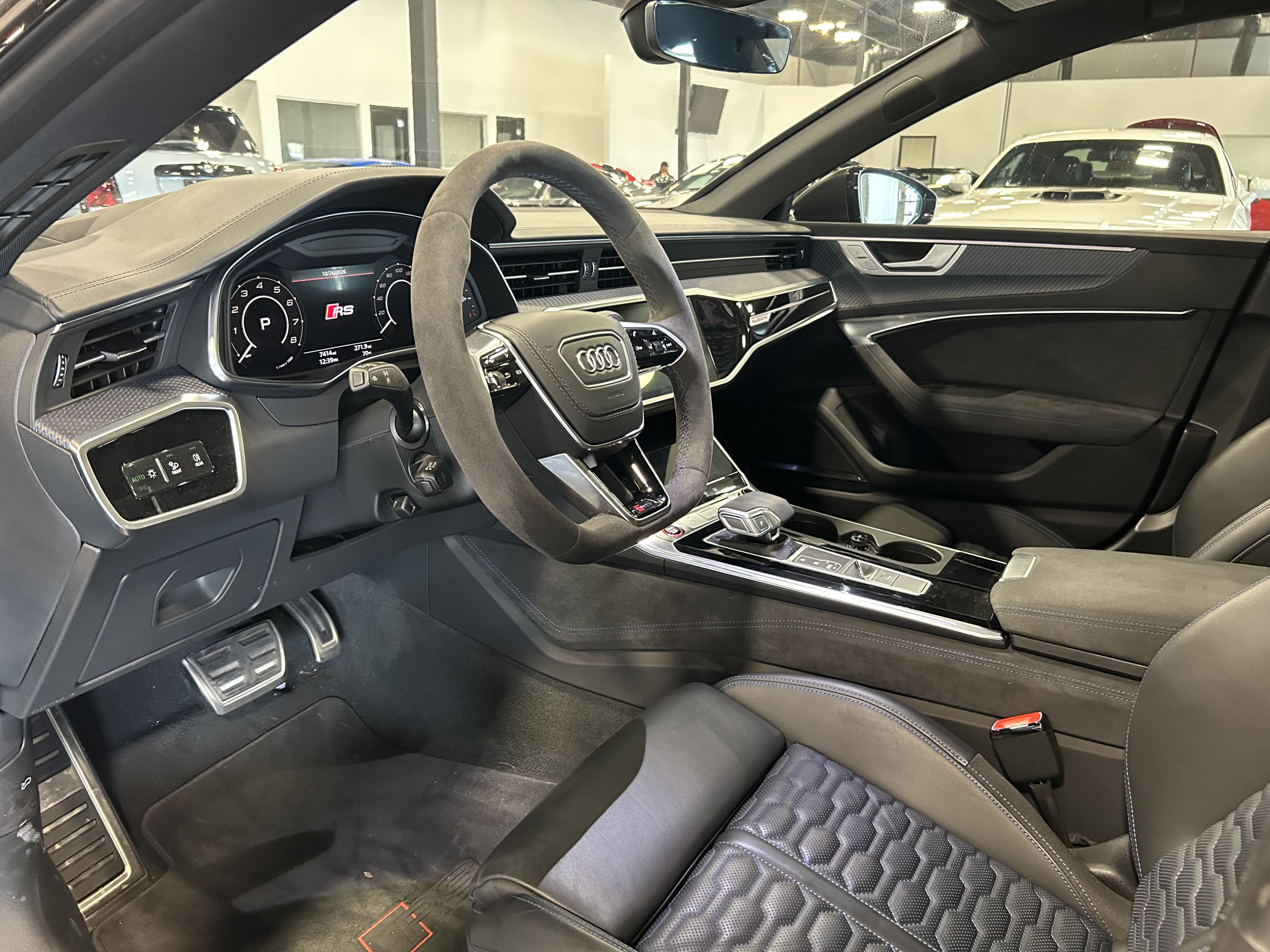 Used 2025 Audi RS 7 Performance AWD/4WD image 10