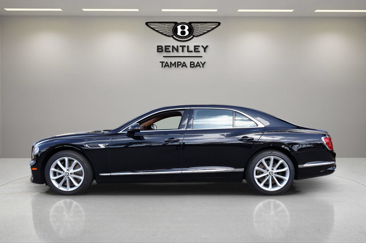 Used 2024 Bentley Flying Spur V8 AWD/4WD image 5