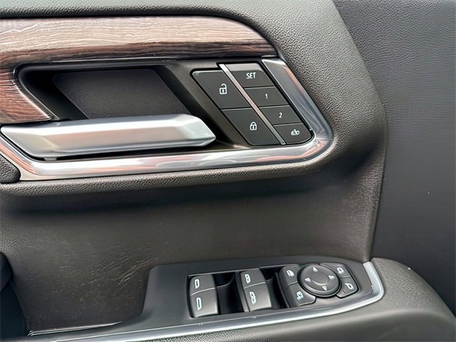 Used 2023 Chevrolet Silverado 1500 LTZ w/ LTZ Convenience Package II image 20