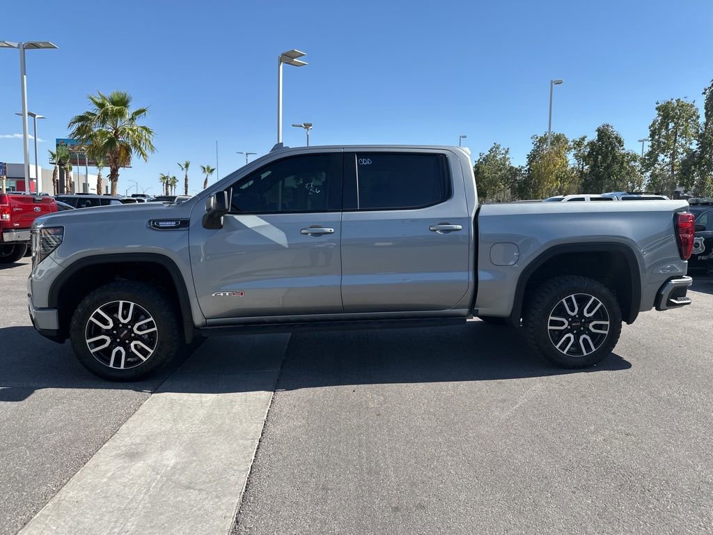 Used 2024 GMC Sierra 1500 AT4 w/ Technology Package AWD/4WD image 8