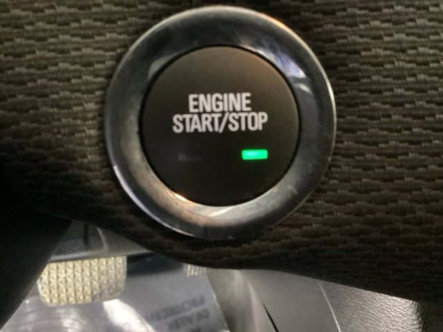 Used 2018 Chevrolet Cruze LT w/ Convenience Package image 24