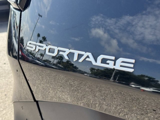 Certified 2024 Kia Sportage LX FWD image 18